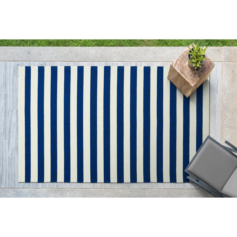 Breakwater Bay Suffield Navy/Cream Indoor/Outdoor Area Rug & Reviews